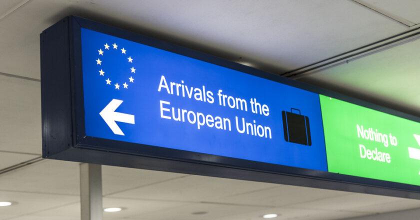 Transport Secretary Discusses EES Border Checks with EU Commissioner Ahead of Summer Holidays