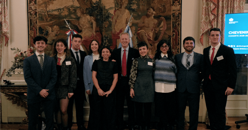 British Ambassador Says Goodbye to Eight New Chevening Scholars